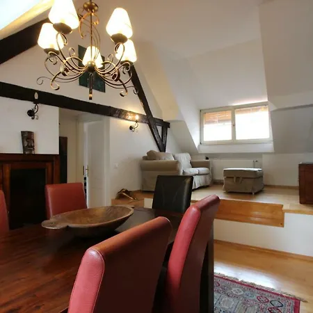 Artistic In Historical Old Town 2 Apartamento *