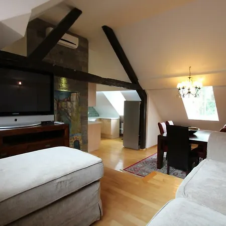 Artistic In Historical Old Town 2 Appartement Ljubljana