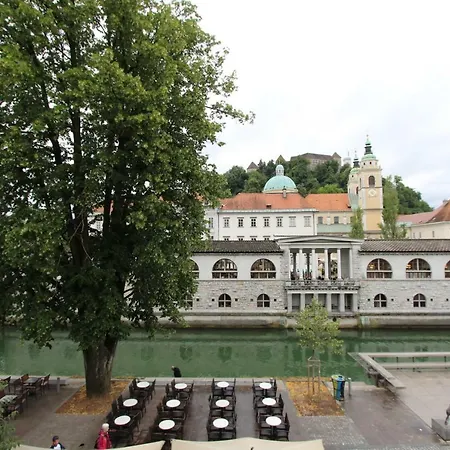 Artistic In Historical Old Town 2 Appartement